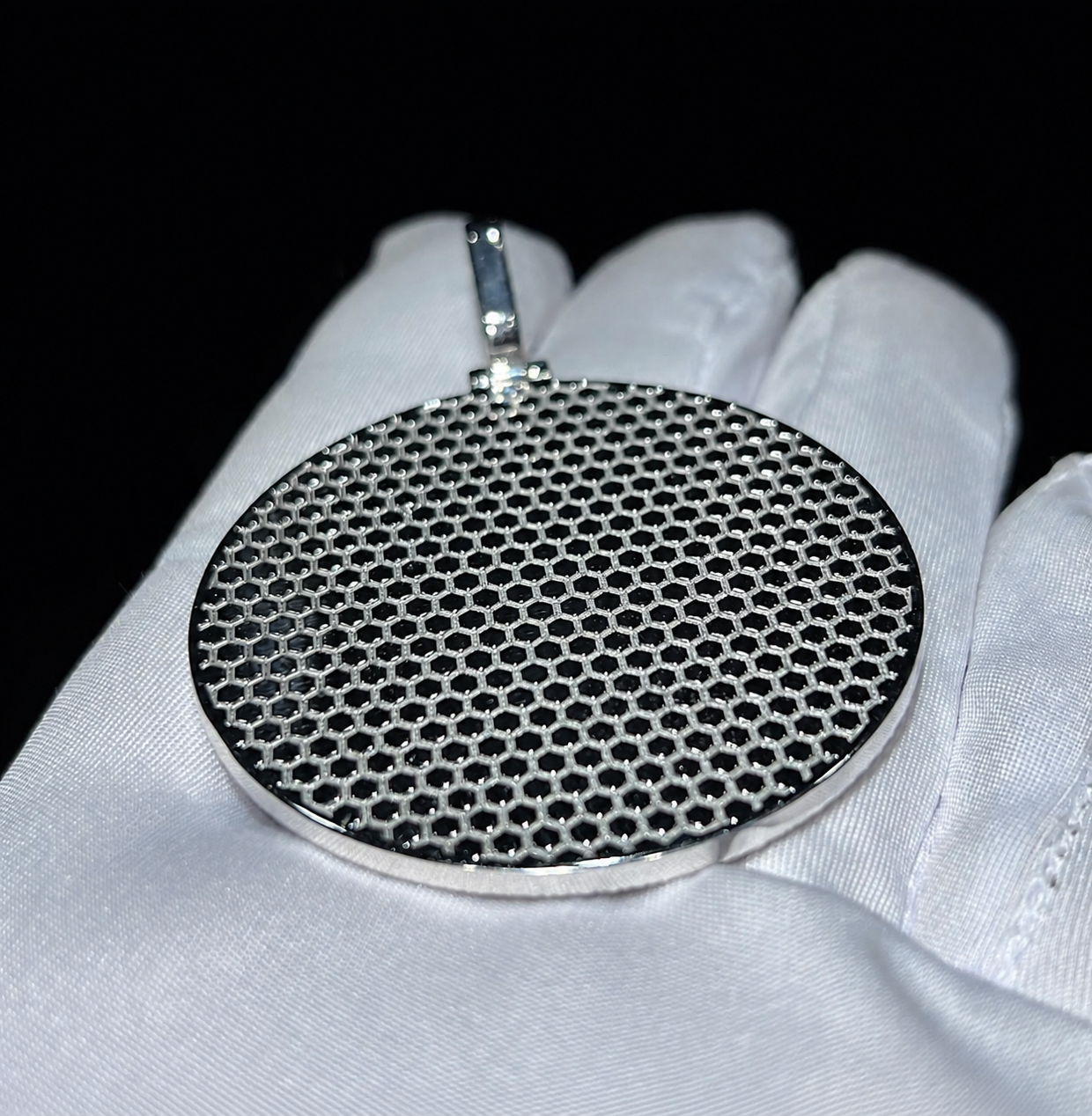 Custom VVS Photo Memory Pendant | Moissanite & Lab Diamond
