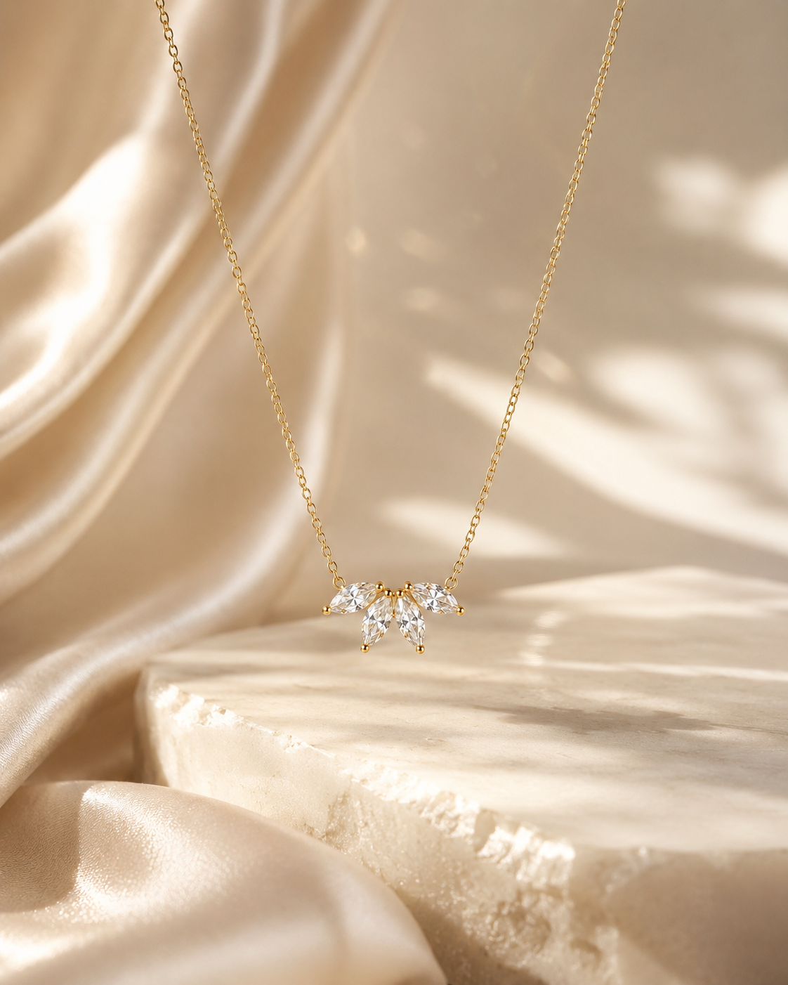 Marquise Diamond Flower Necklace | 14K & 18K Gold | Lab & Natural Diamonds
